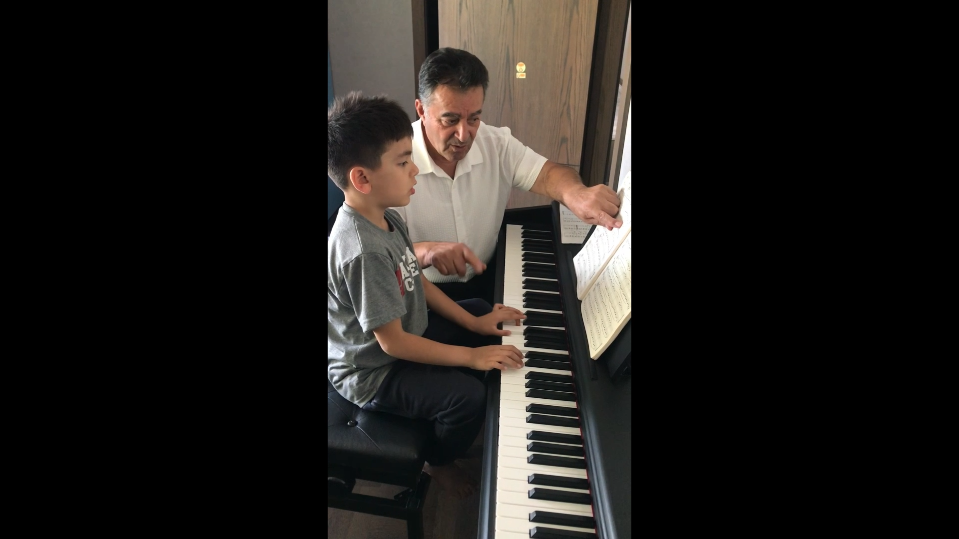 PİYANO ÖĞRENMEK NE KADAR ZAMAN ALIR?