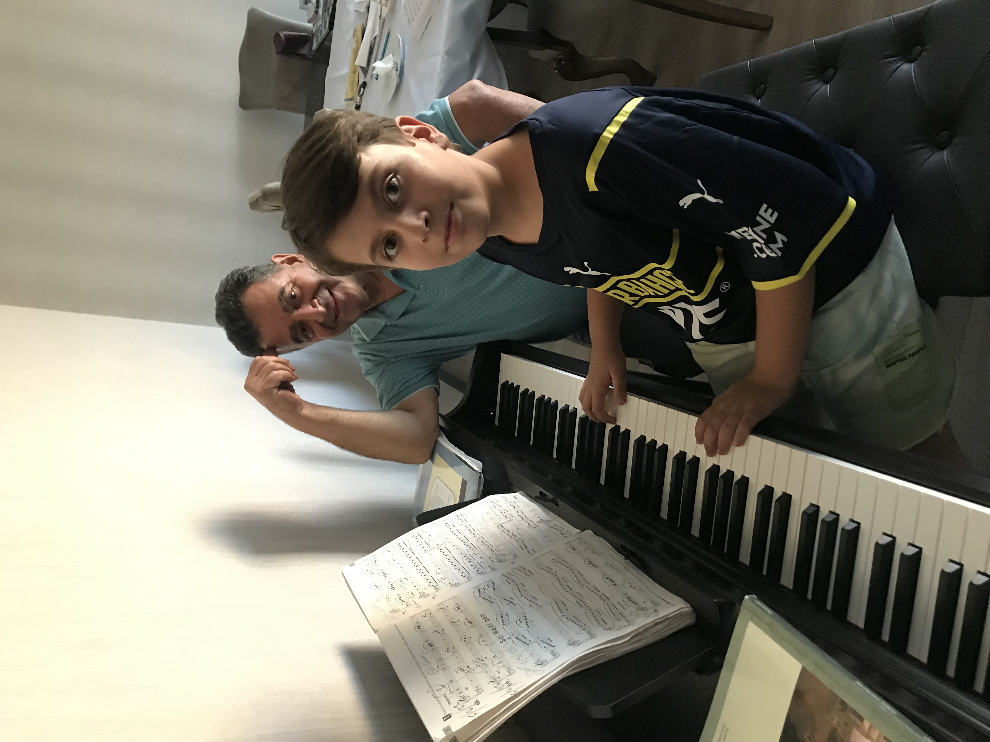 MÜZİK ALETİ ÇALAN ÇOCUKLARDAKİ ZEKA GELİŞİMİ